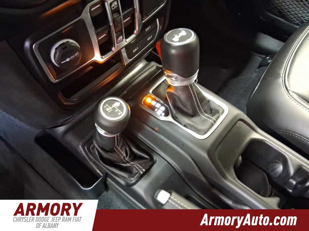 Thumbnail: 2022 Jeep Wrangler - 20