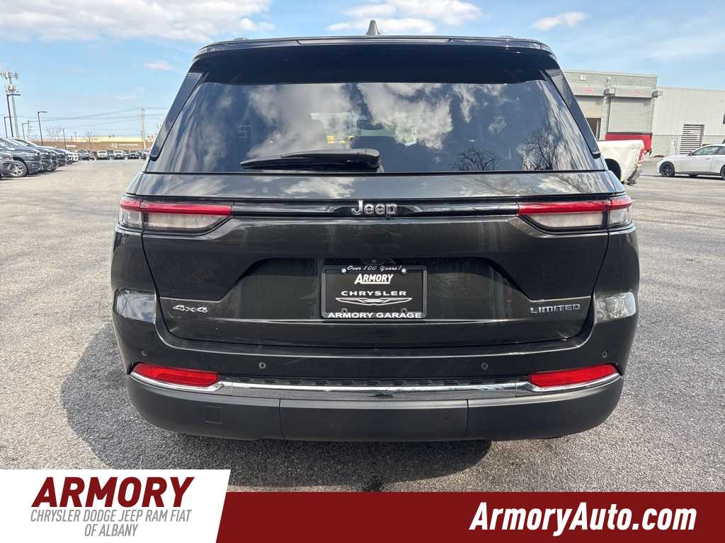 Thumbnail: 2023 Jeep Grand Cherokee - 5