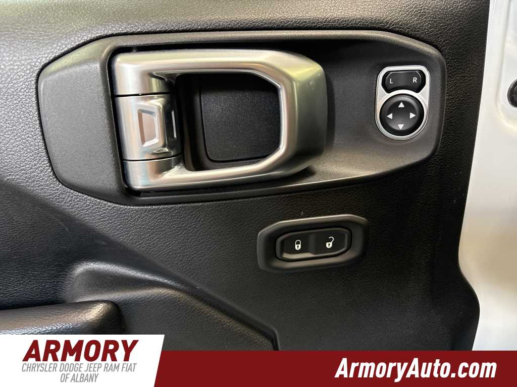Thumbnail: 2019 Jeep Wrangler - 8