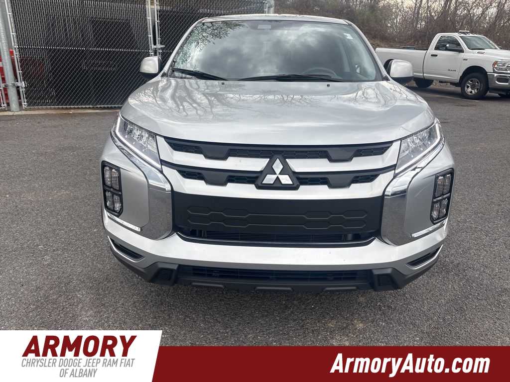 Thumbnail: 2024 Mitsubishi Outlander Sport - 2