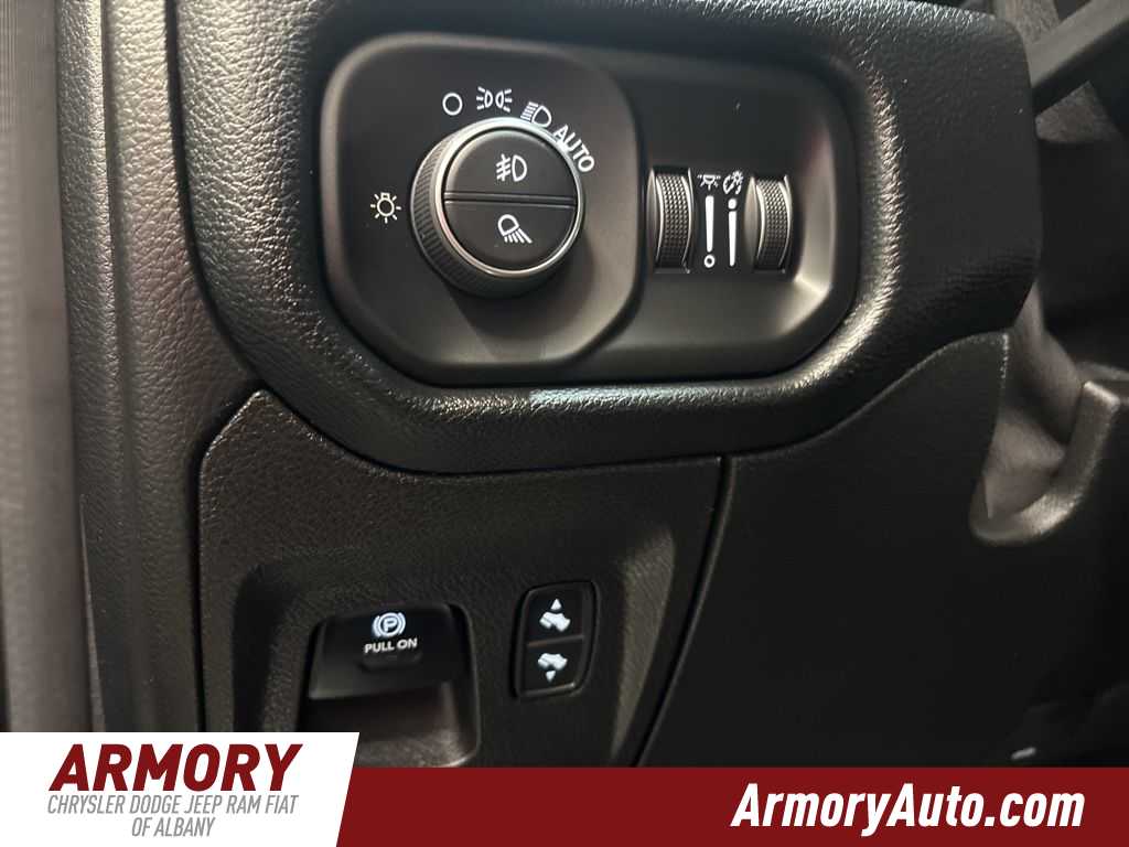 Thumbnail: 2021 RAM 1500 - 10