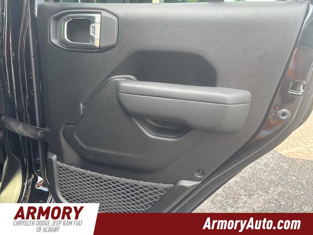 Thumbnail: 2025 Jeep Gladiator - 22