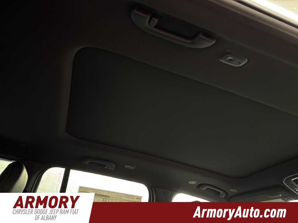 Thumbnail: 2025 Jeep Grand Cherokee - 36