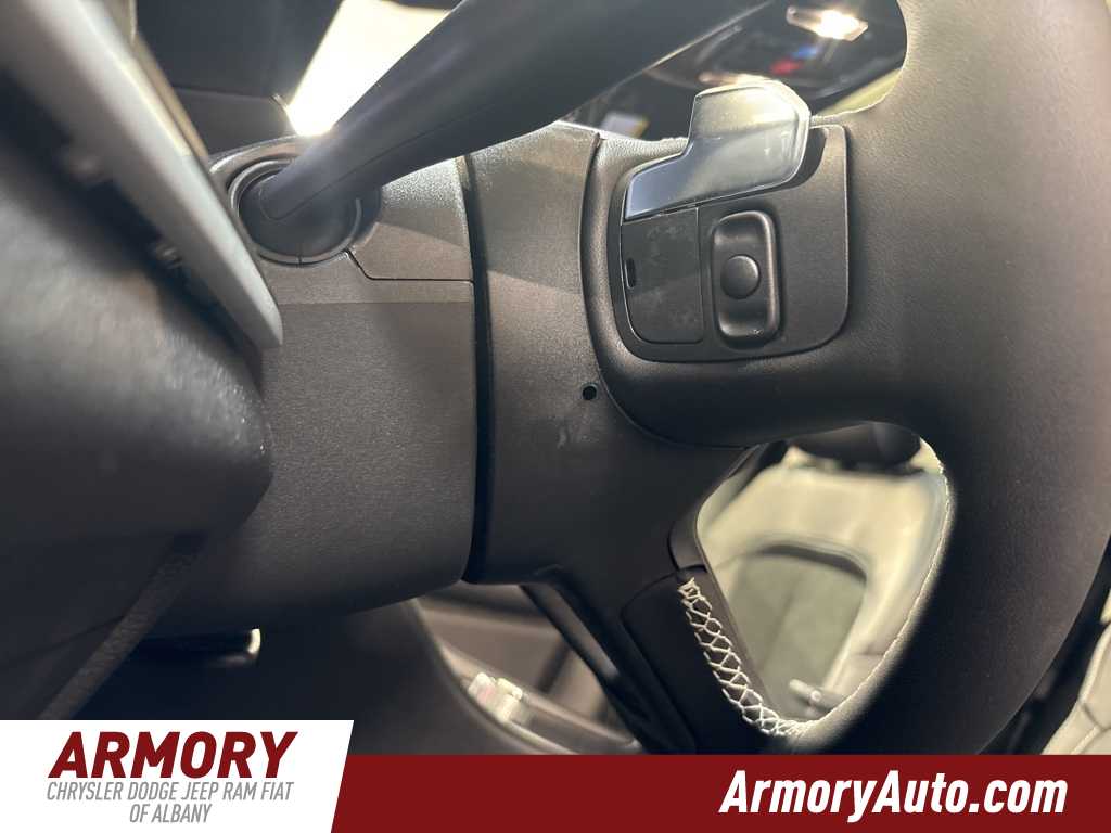 Thumbnail: 2026 Jeep Grand Cherokee - 12