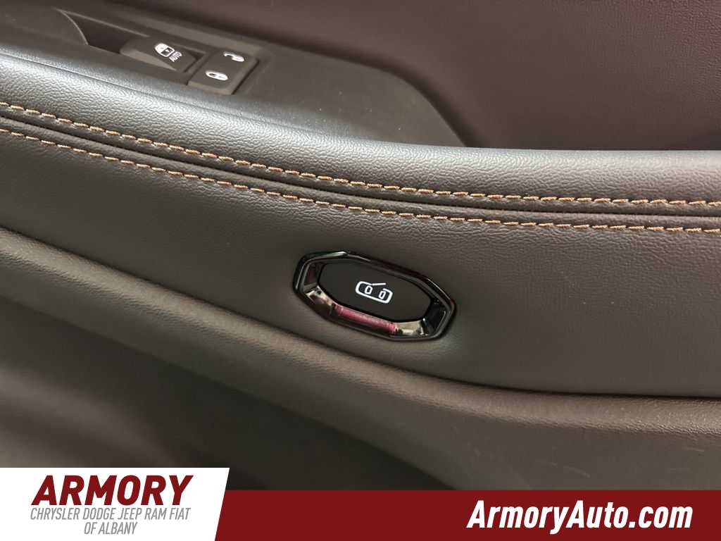 Thumbnail: 2026 Jeep Cherokee - 44