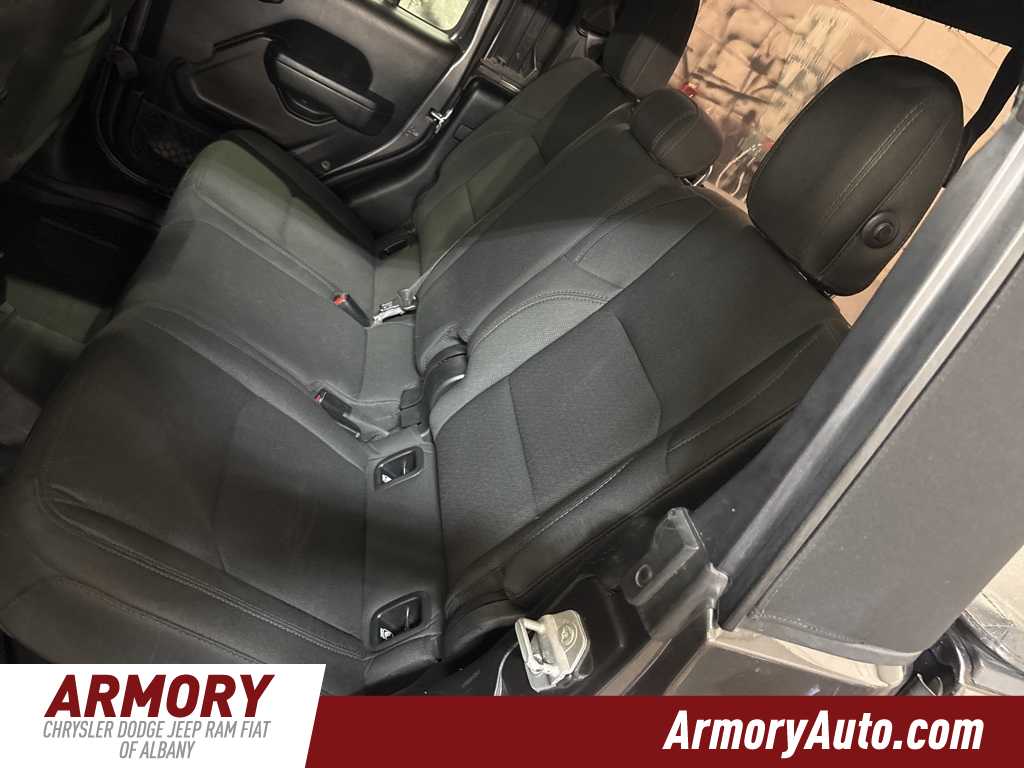 Thumbnail: 2023 Jeep Gladiator - 25