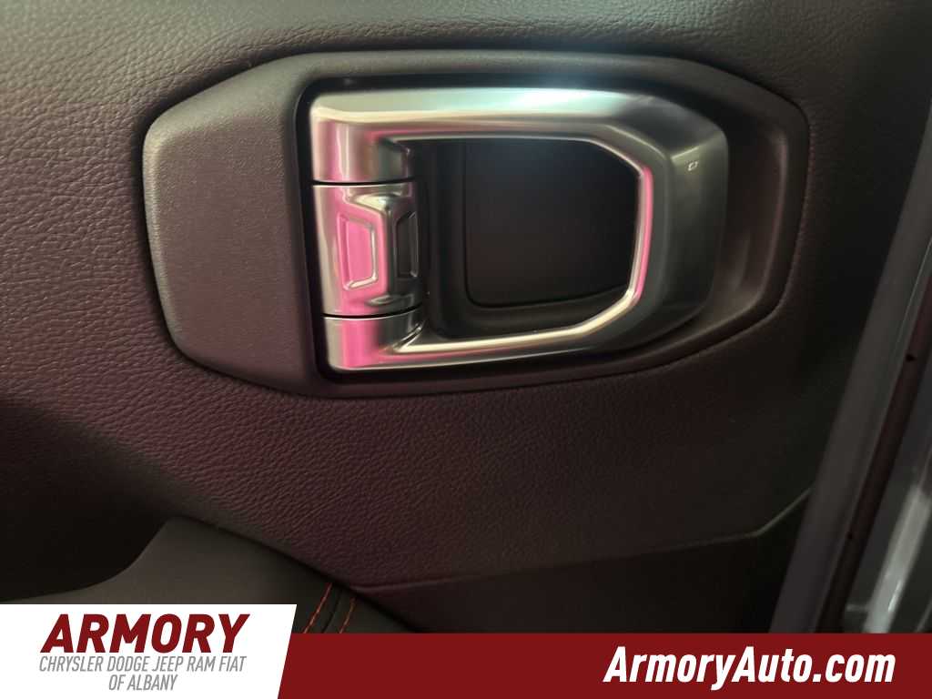 Thumbnail: 2026 Jeep Gladiator - 26