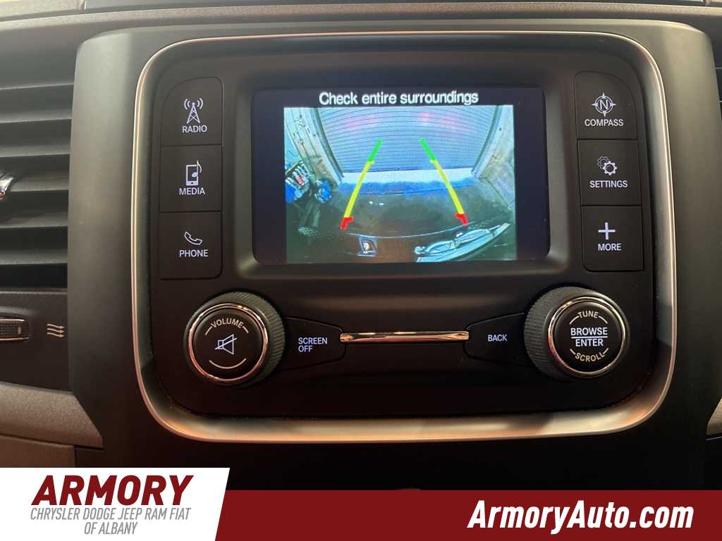 Thumbnail: 2019 RAM 1500 Classic - 16