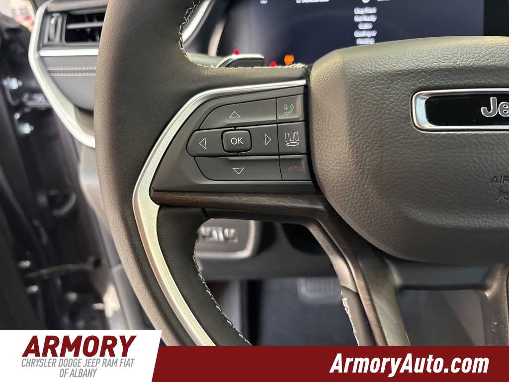 Thumbnail: 2025 Jeep Grand Cherokee - 15