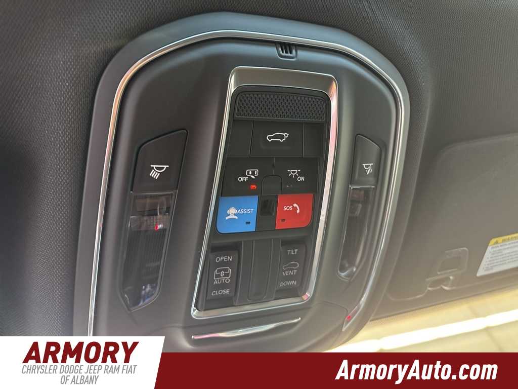 Thumbnail: 2025 Jeep Grand Cherokee L - 22