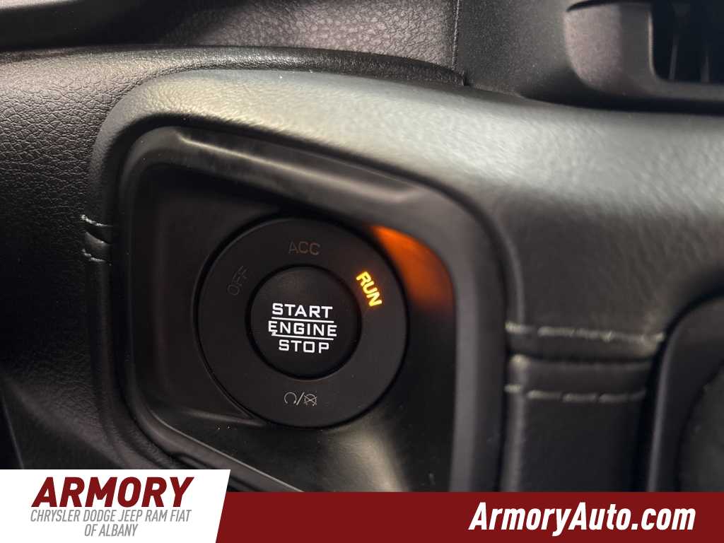 2024 Jeep Wrangler Sahara 21