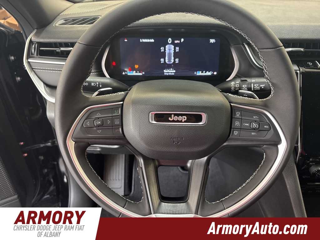 Thumbnail: 2025 Jeep Grand Cherokee - 14