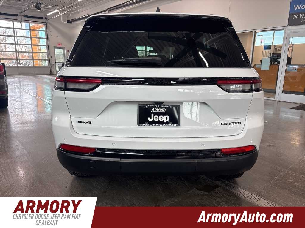 Thumbnail: 2025 Jeep Grand Cherokee - 5