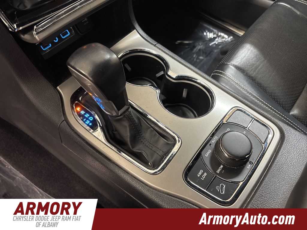 Thumbnail: 2021 Jeep Grand Cherokee - 22