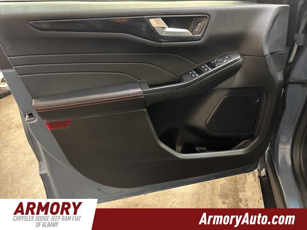 Thumbnail: 2024 Ford Escape - 7