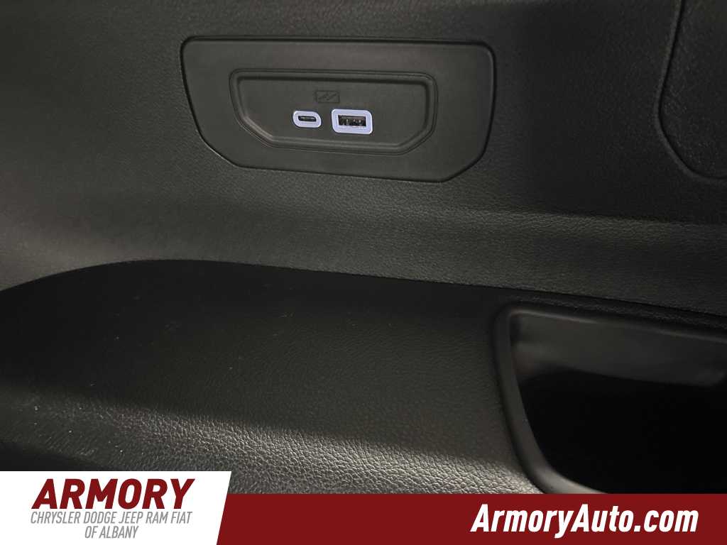 Thumbnail: 2025 Jeep Grand Cherokee L - 25