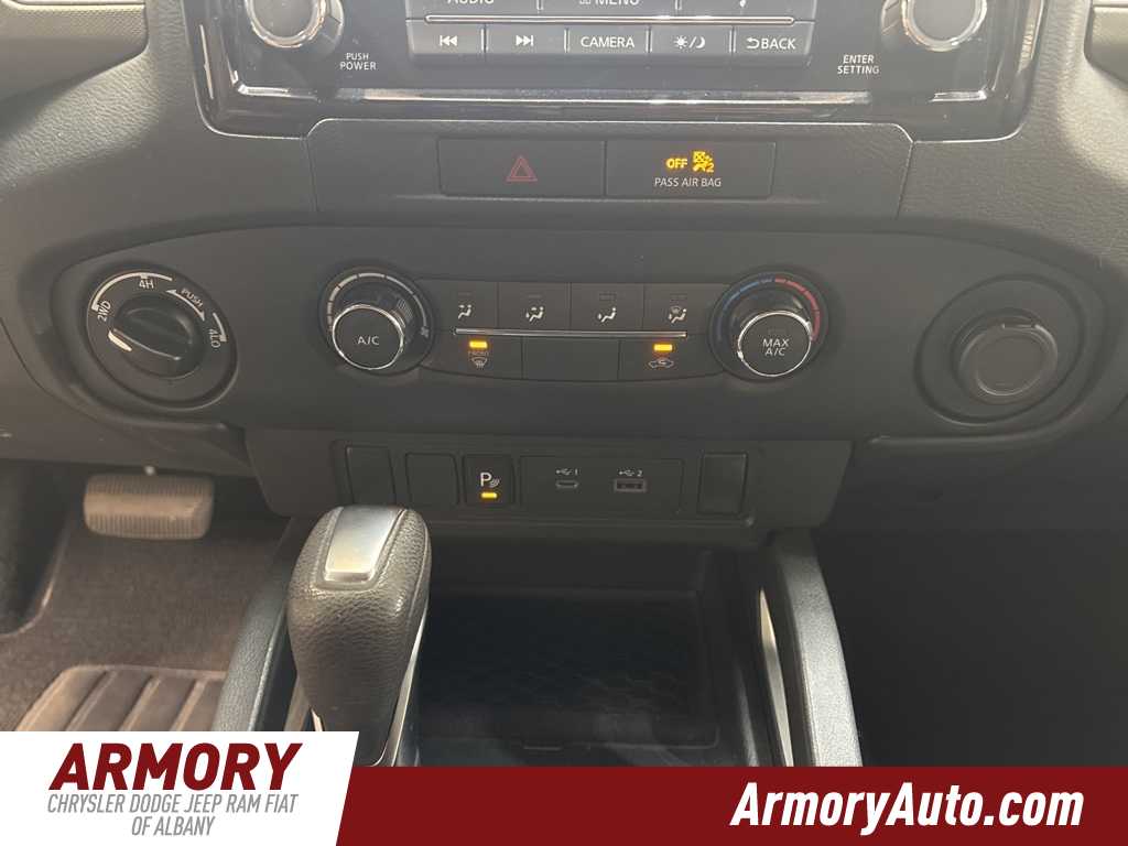 Thumbnail: 2022 Nissan Frontier - 17