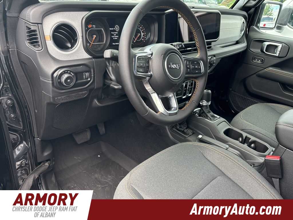 Thumbnail: 2025 Jeep Wrangler - 6