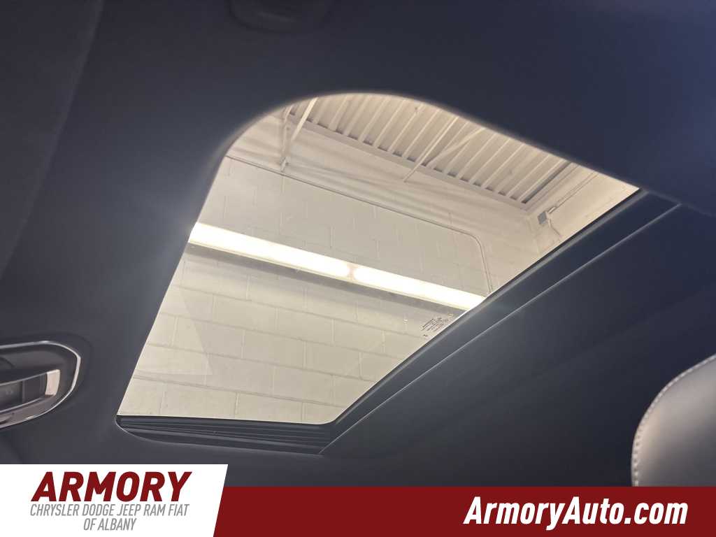 Thumbnail: 2025 Jeep Grand Cherokee - 20