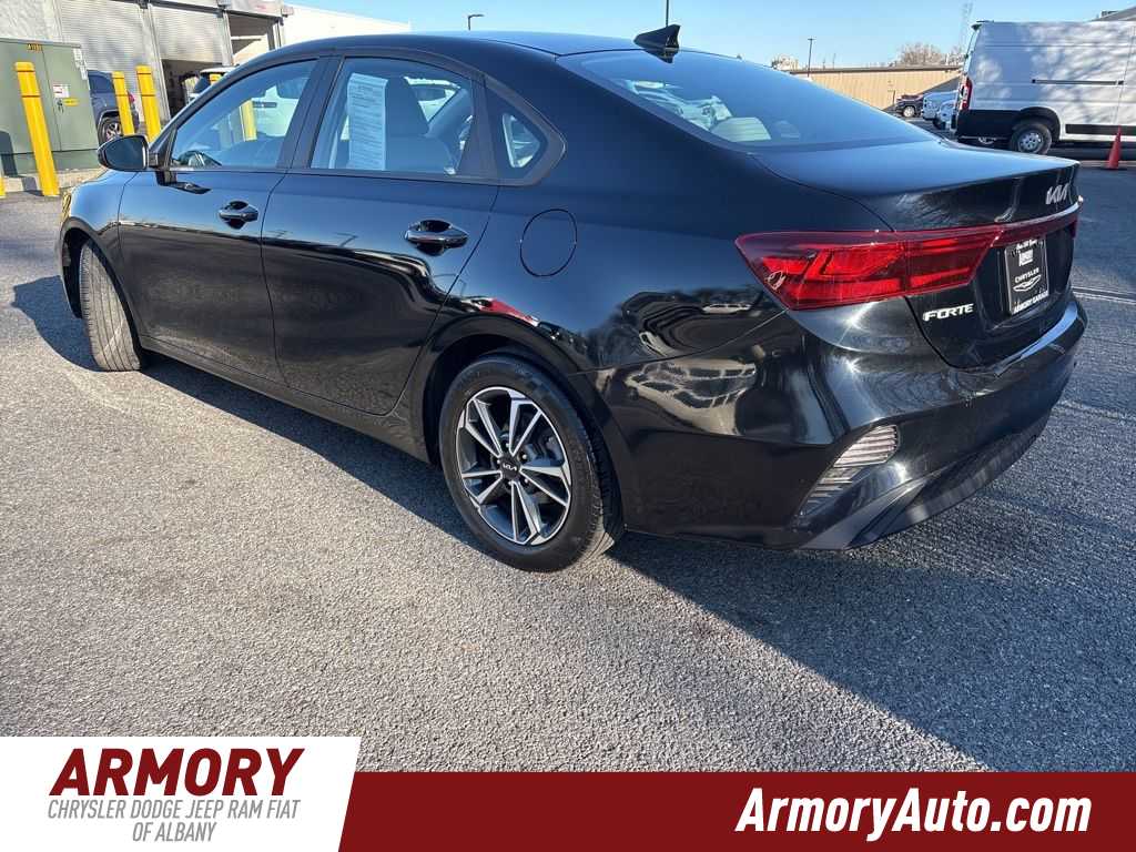 Thumbnail: 2023 Kia Forte - 5