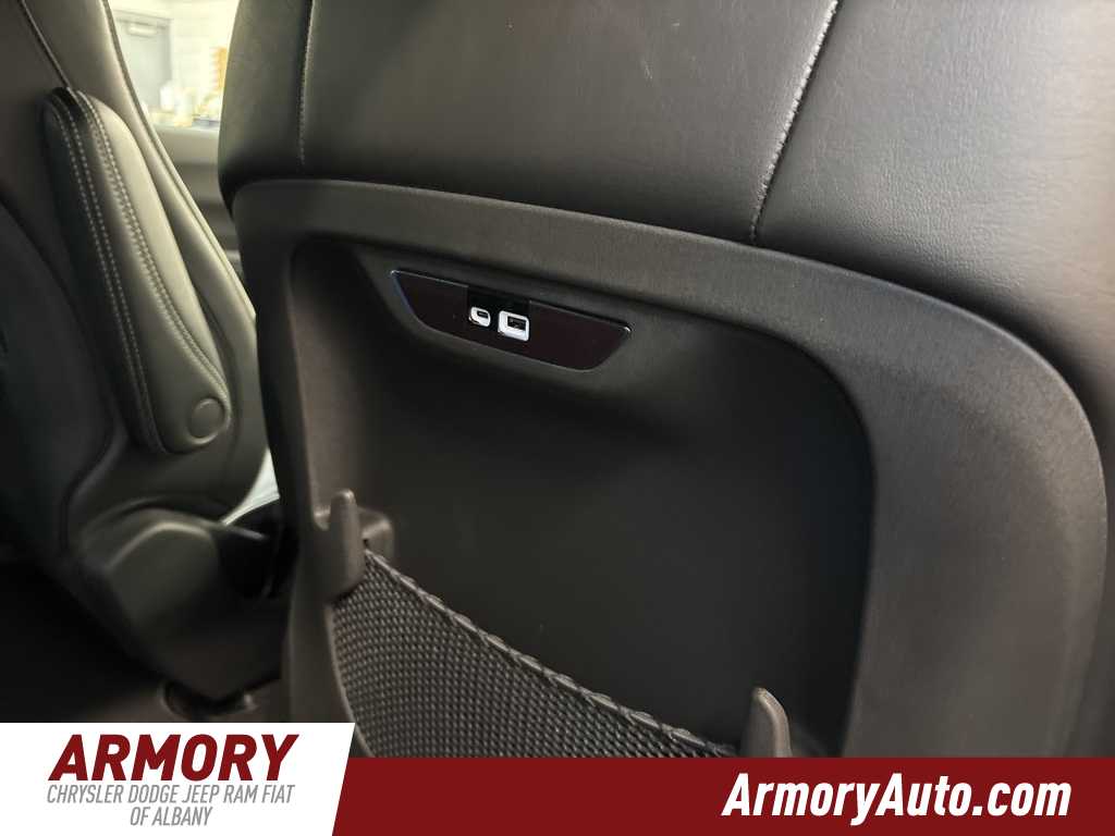 Thumbnail: 2026 Chrysler Pacifica - 34