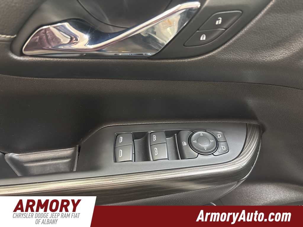 Thumbnail: 2023 GMC Acadia - 8