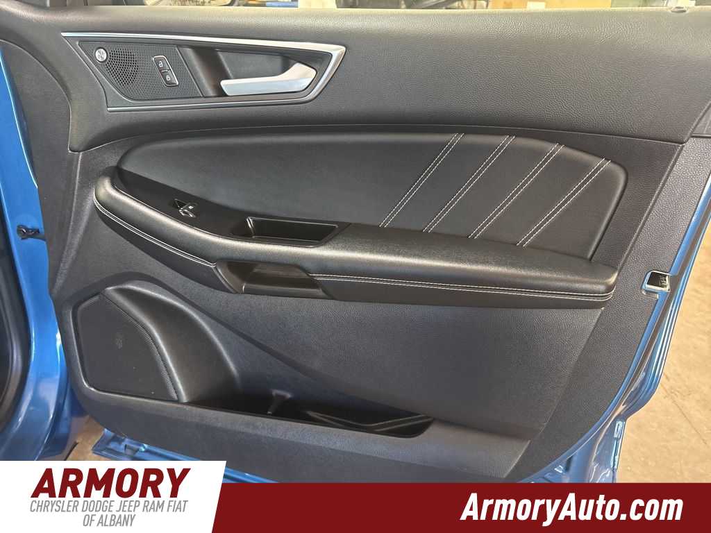 Thumbnail: 2020 Ford Edge - 38