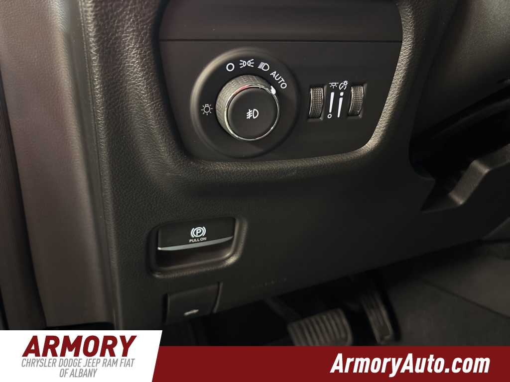 Thumbnail: 2025 Jeep Grand Cherokee - 11