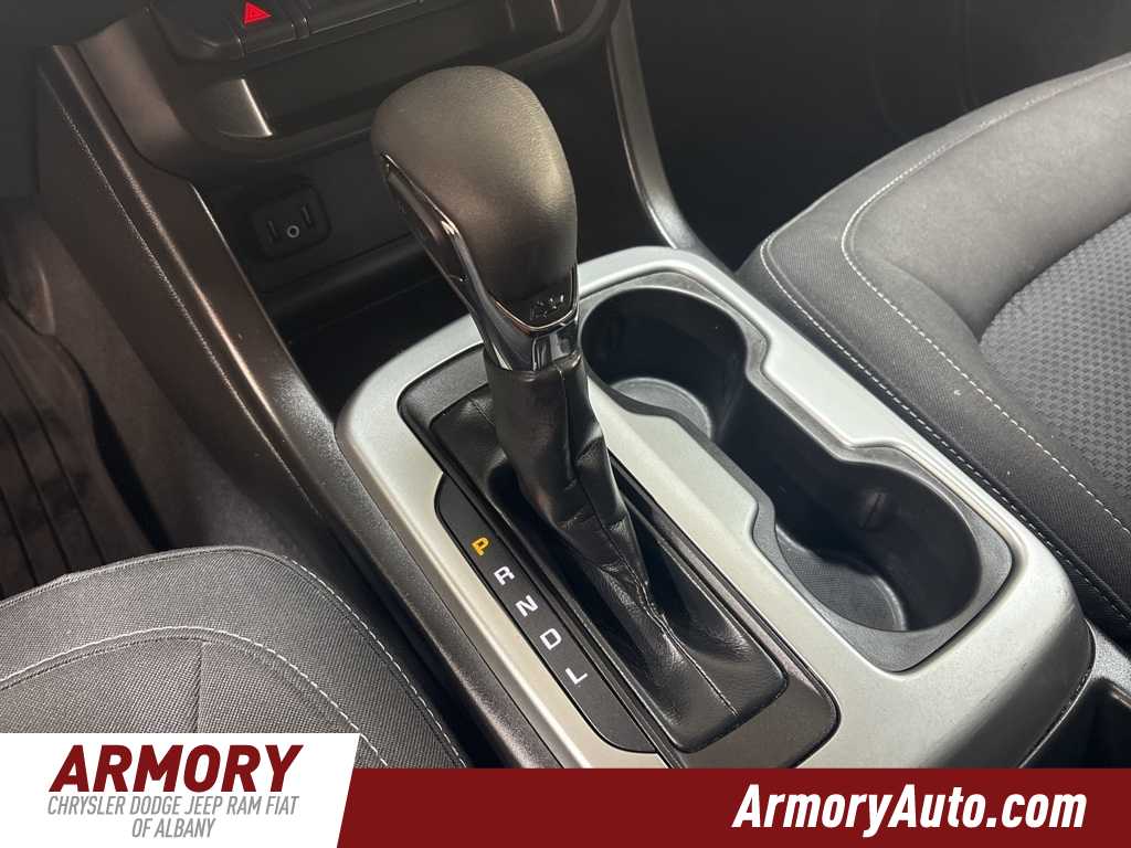 Thumbnail: 2022 Chevrolet Colorado - 20