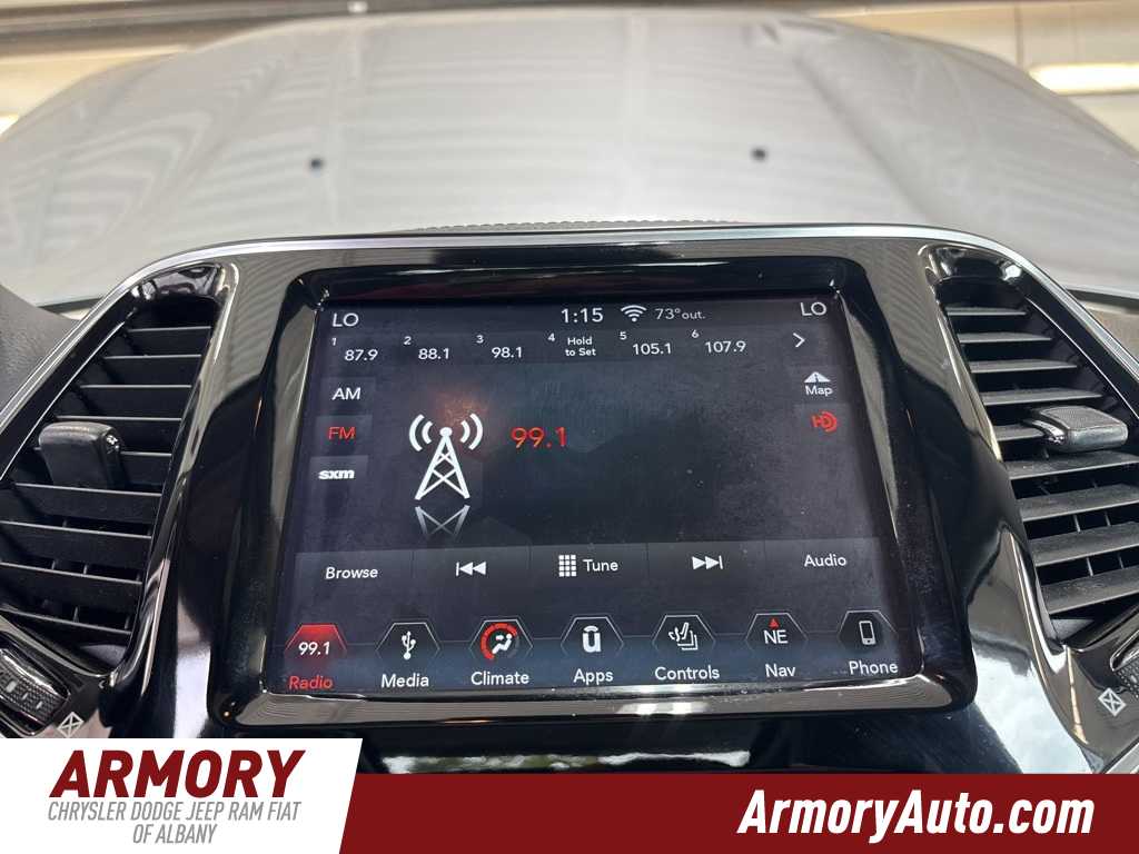 Thumbnail: 2019 Jeep Cherokee - 16