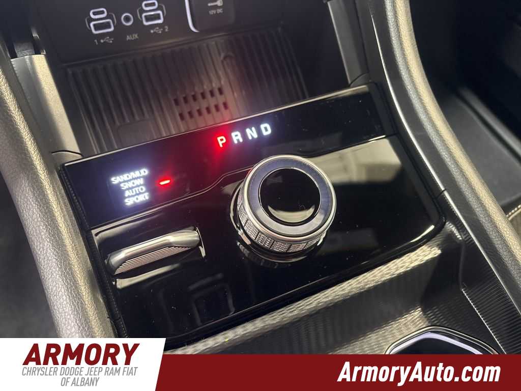 Thumbnail: 2026 Jeep Grand Cherokee - 22