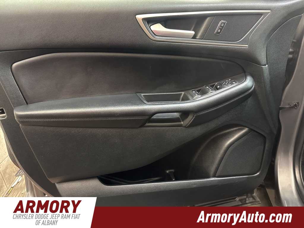 Thumbnail: 2023 Ford Edge - 6