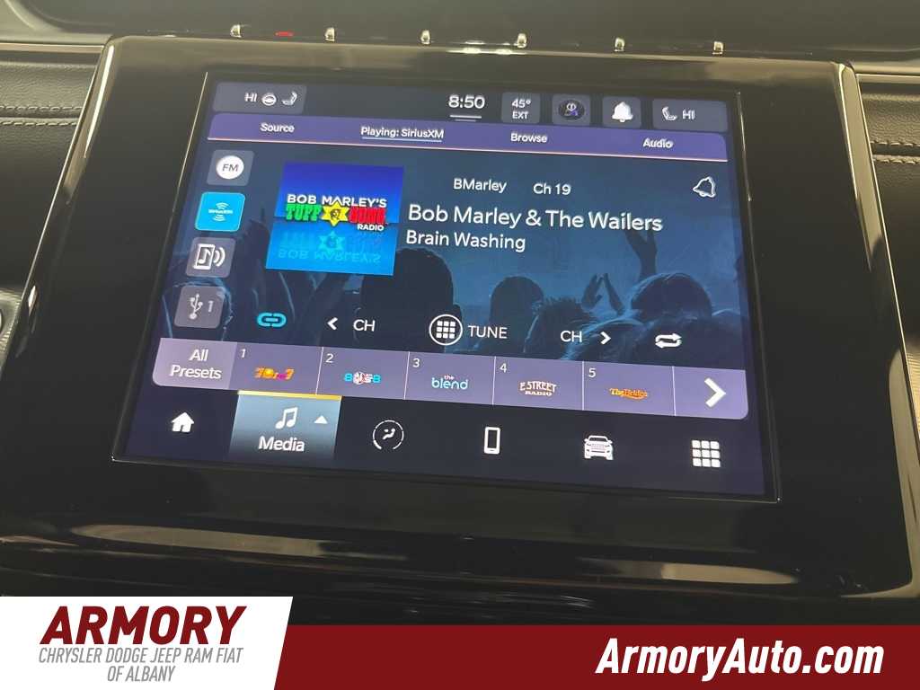 Thumbnail: 2025 Jeep Grand Cherokee - 16