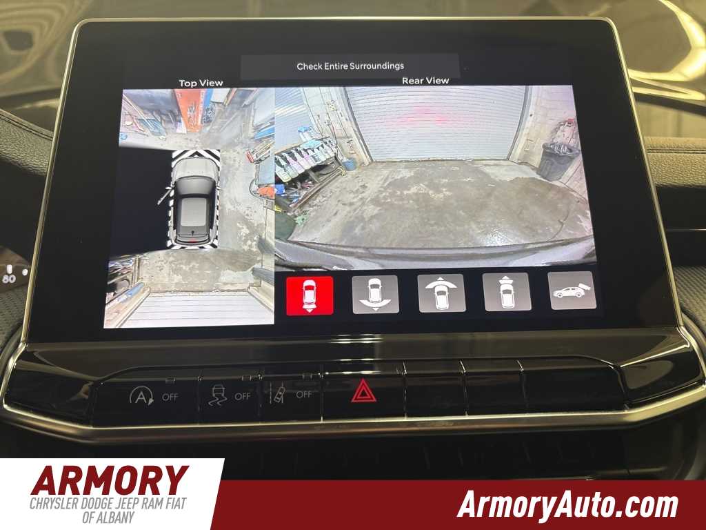 Thumbnail: 2022 Jeep Compass - 17