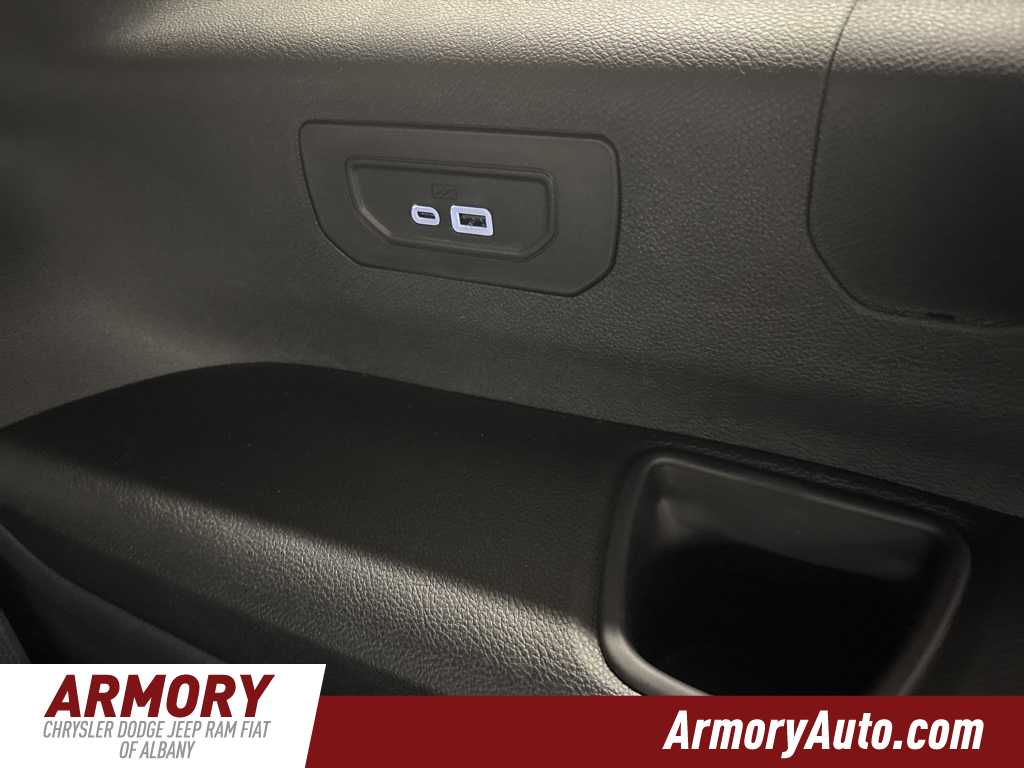 Thumbnail: 2025 Jeep Grand Cherokee L - 25