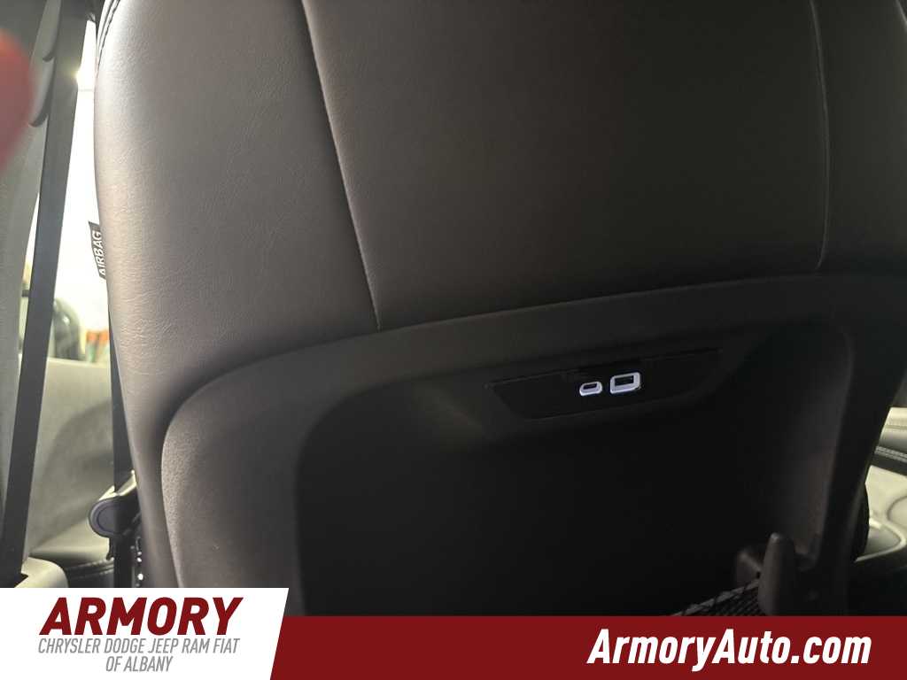 Thumbnail: 2026 Chrysler Pacifica - 28