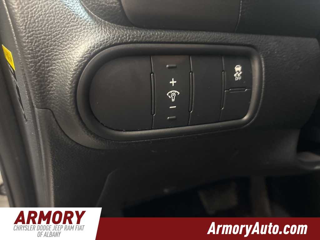 Thumbnail: 2018 Kia Forte - 10