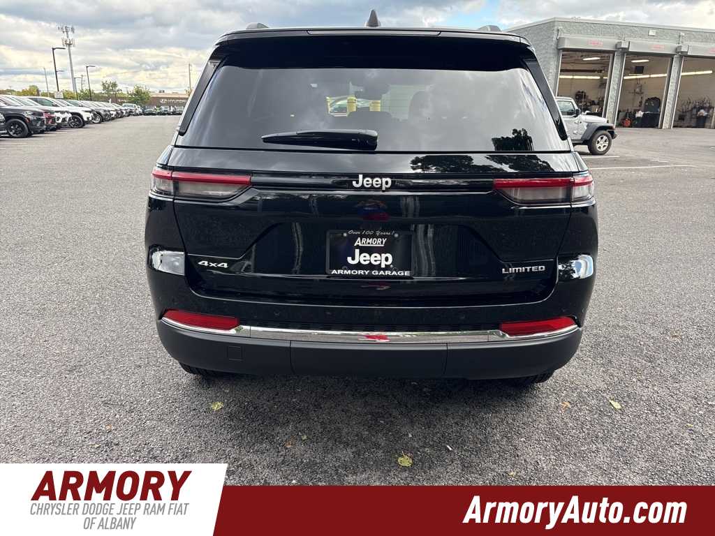 Thumbnail: 2025 Jeep Grand Cherokee - 5