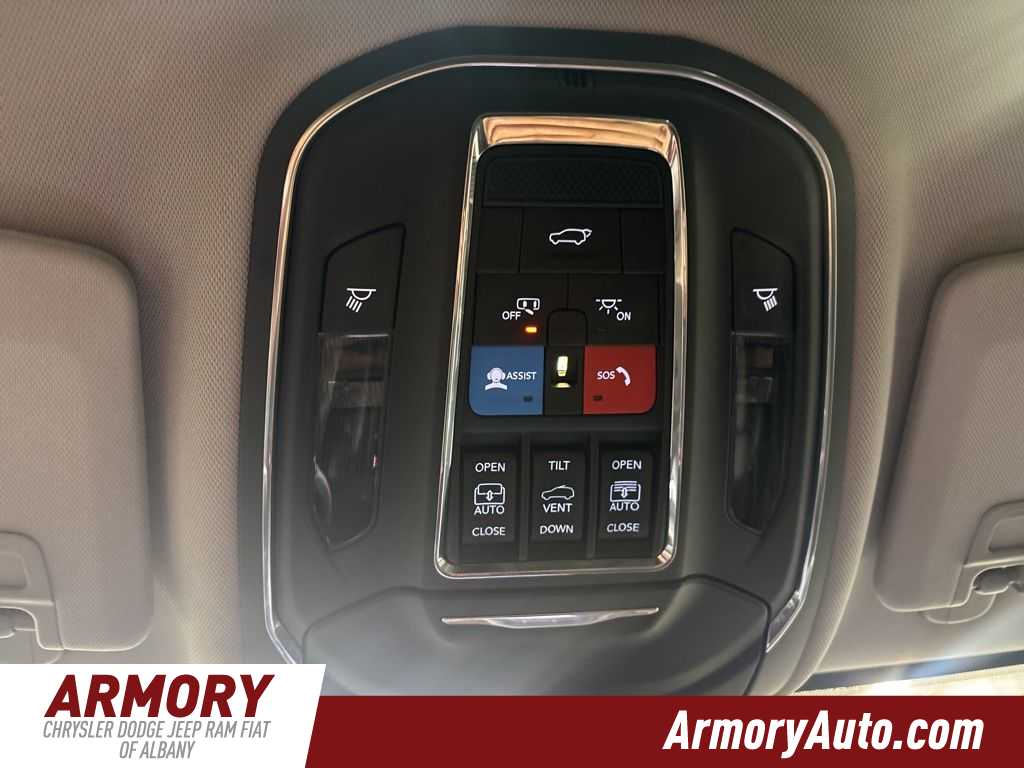 Thumbnail: 2023 Jeep Grand Cherokee L - 23