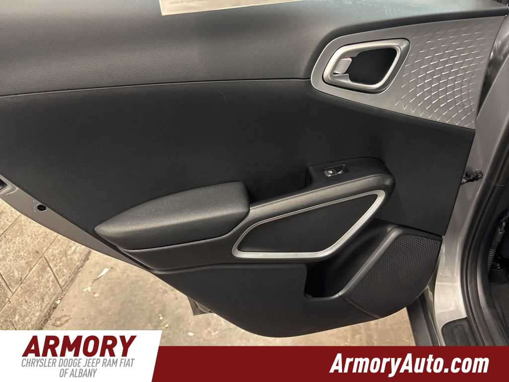 Thumbnail: 2023 Kia Soul - 22