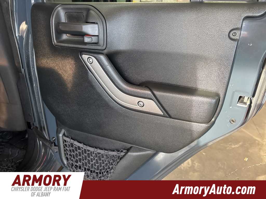 Thumbnail: 2018 Jeep Wrangler - 25