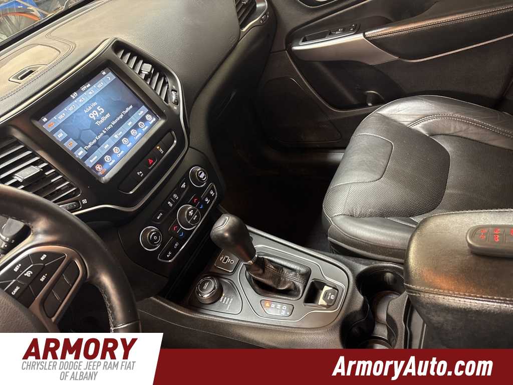 Thumbnail: 2021 Jeep Cherokee - 16