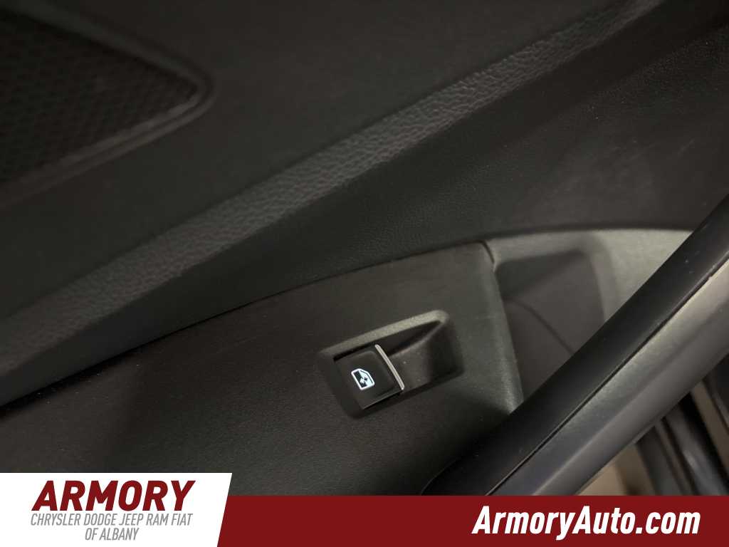 Thumbnail: 2024 Volkswagen Jetta - 24