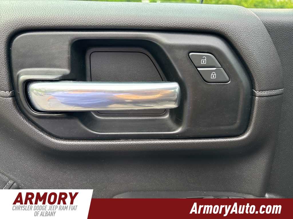 Thumbnail: 2020 Chevrolet Silverado 1500 - 8