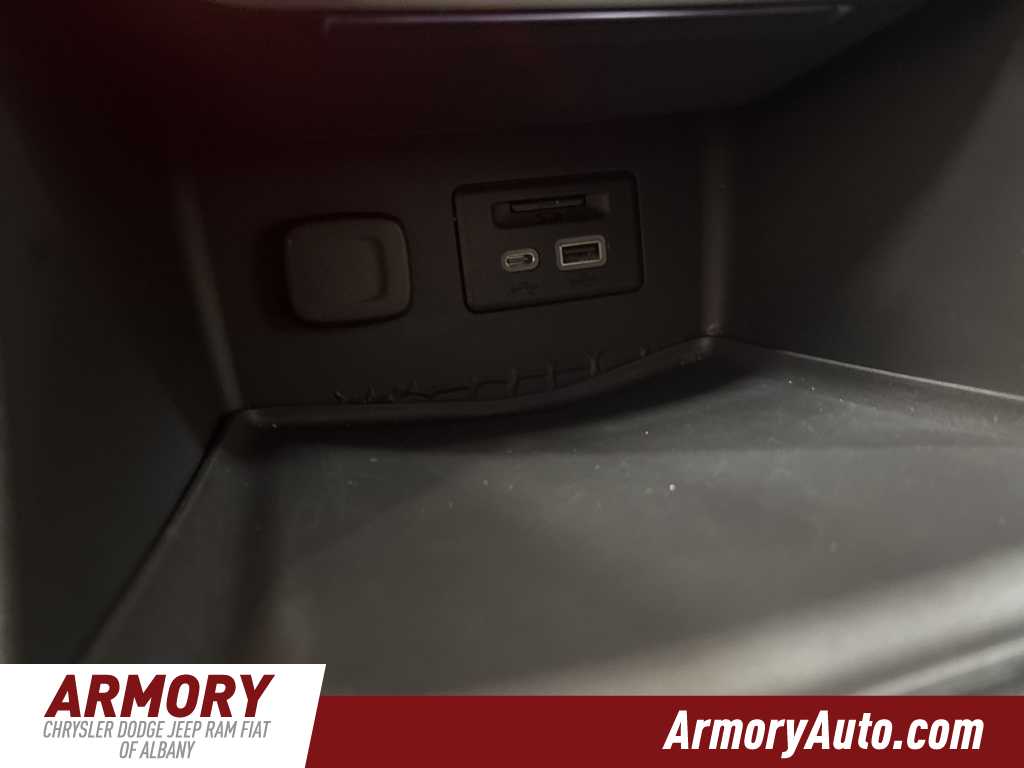 Thumbnail: 2023 GMC Acadia - 21