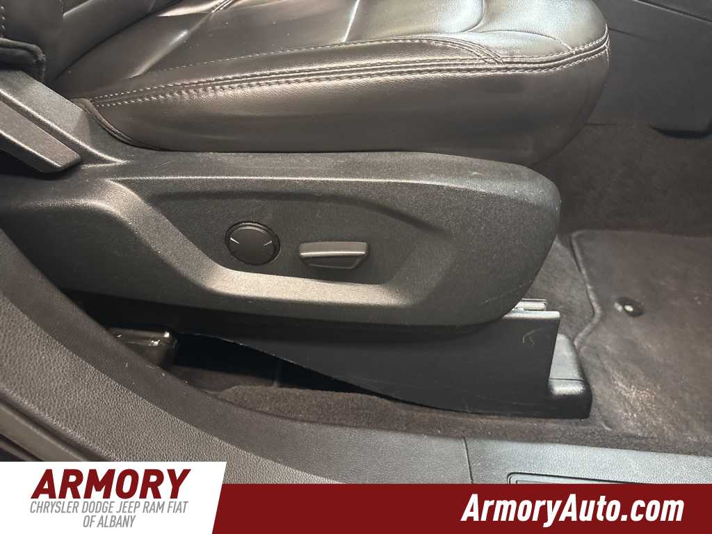 Thumbnail: 2019 Ford Explorer - 44