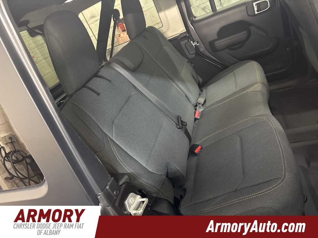 Thumbnail: 2025 Jeep Wrangler - 28