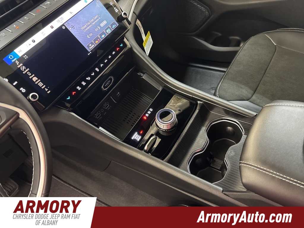 Thumbnail: 2026 Jeep Grand Cherokee - 14