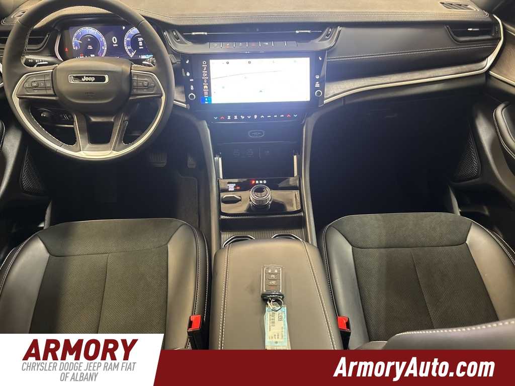 Thumbnail: 2026 Jeep Grand Cherokee - 37