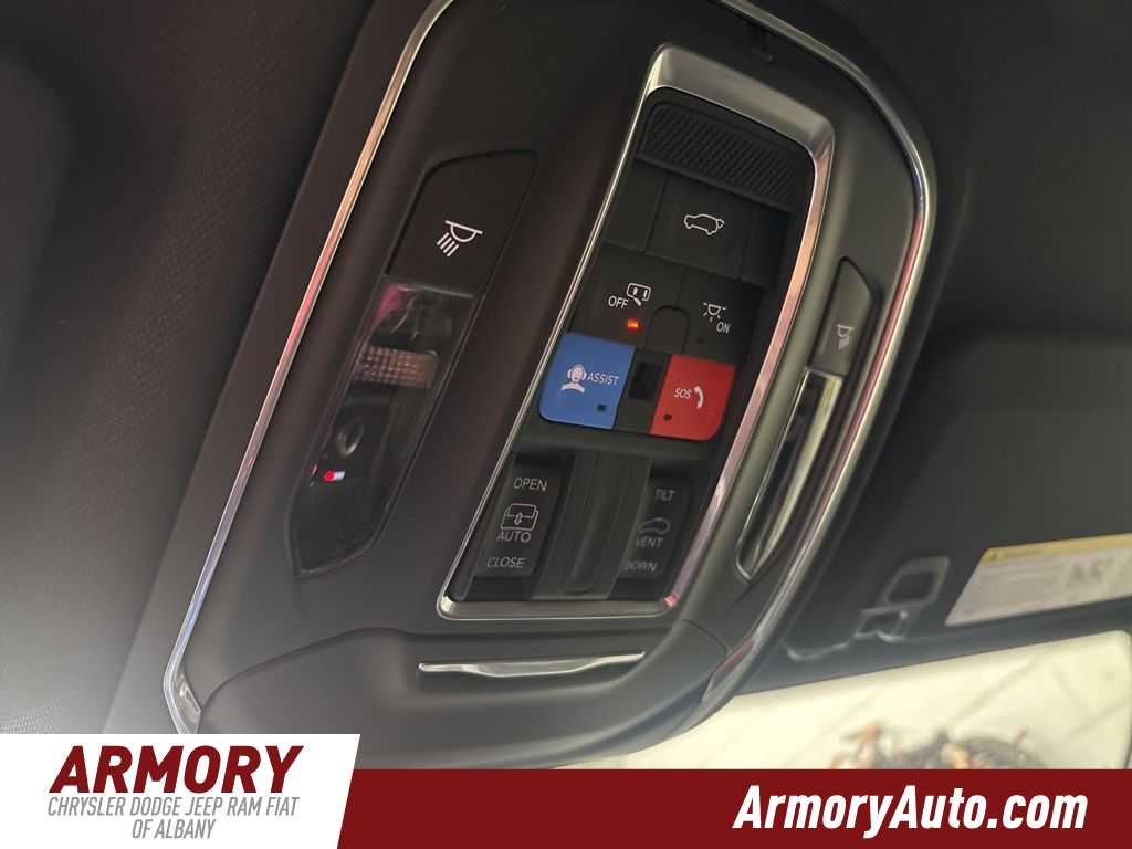 Thumbnail: 2026 Jeep Grand Cherokee - 21